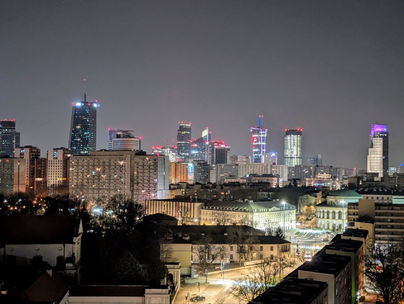 В марте Варшава поприветствовала меня великолепным видом из окна. Это был прекрасный, хотя и тяжёлый день - два рейса подряд, тяжёлая сумка, бессонная ночь. Но этот день и это великолепие я никогда не забуду. Люблю эту страну#Польша #путешествияВ марте Варшава поприветствовала меня великолепным видом из окна. Это был прекрасный, хотя и тяжёлый день - два рейса подряд, тяжёлая сумка, бессонная ночь. Но этот день и это великолепие я никогда не забуду. Люблю эту страну#Польша #путешествия